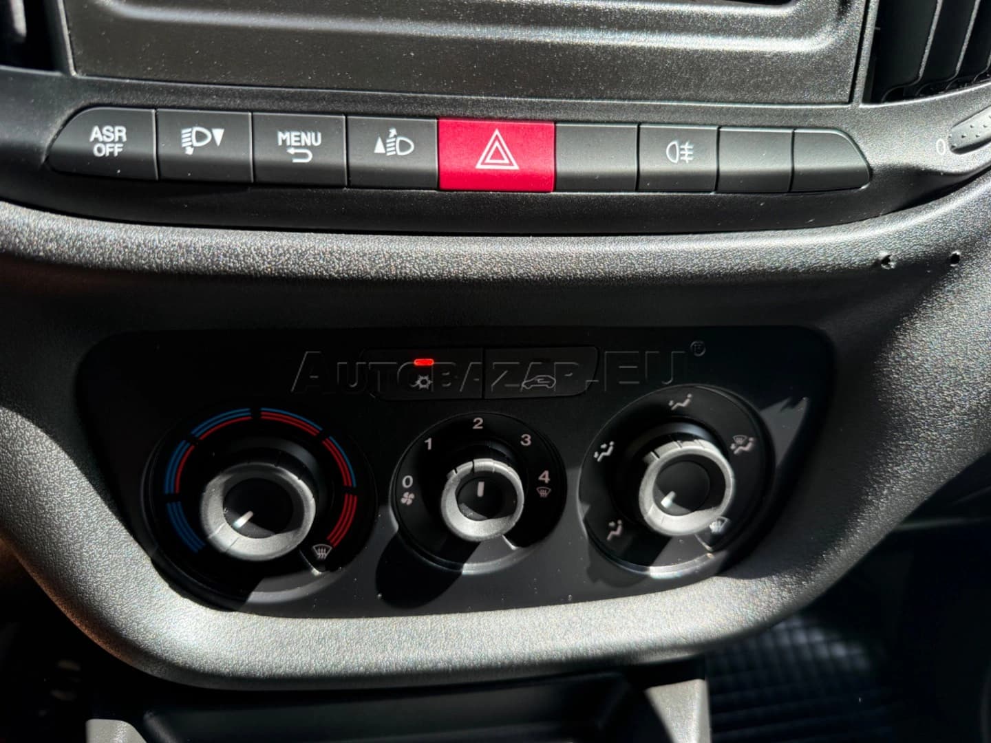 Fiat Doblo Cargo 1.4 T-Jet XL Base E6 - náhľad 19