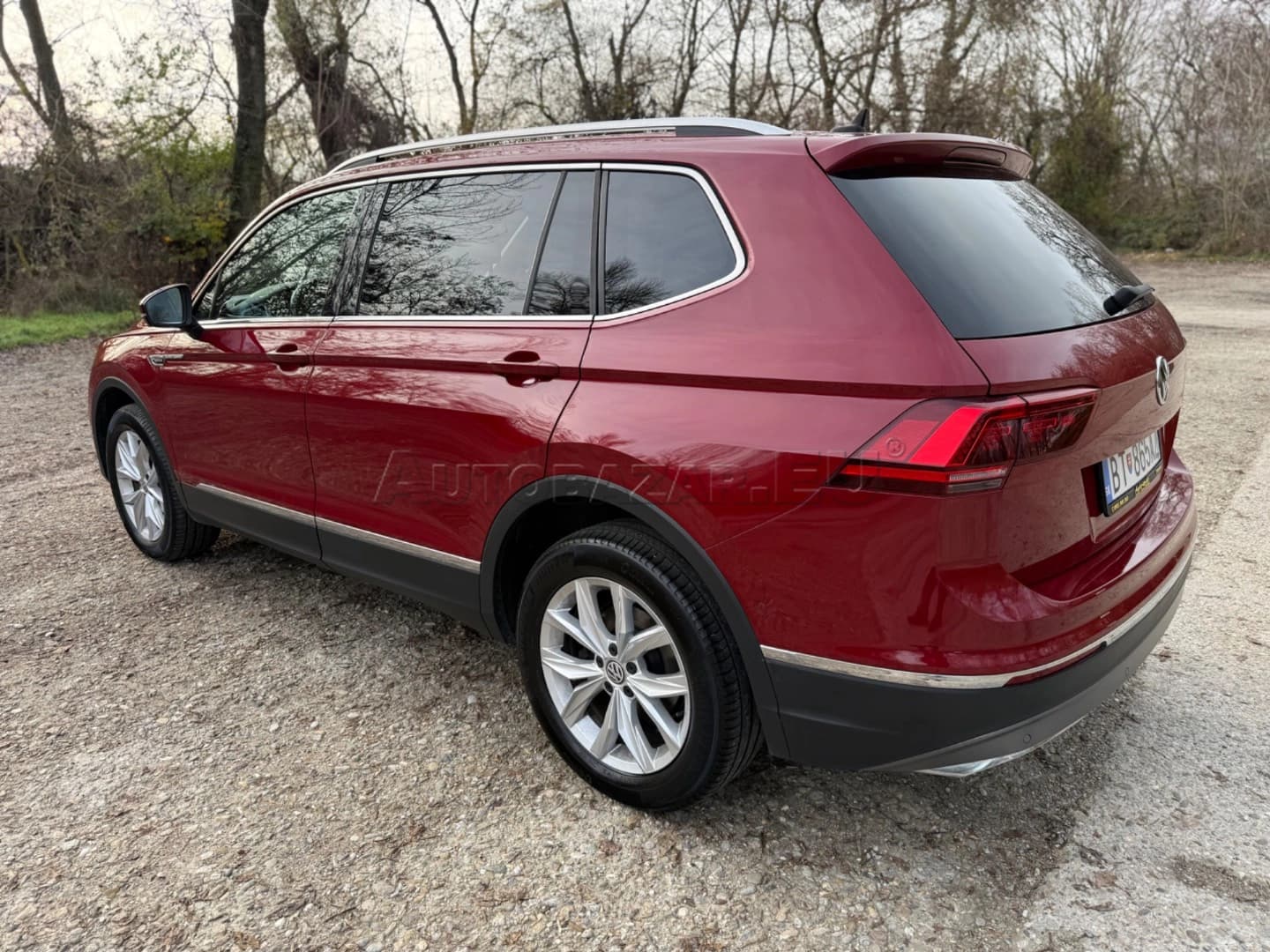 Volkswagen Tiguan Allspace 2.0 TSI 220k 4MOTION Edition Highline DSG - náhľad 9