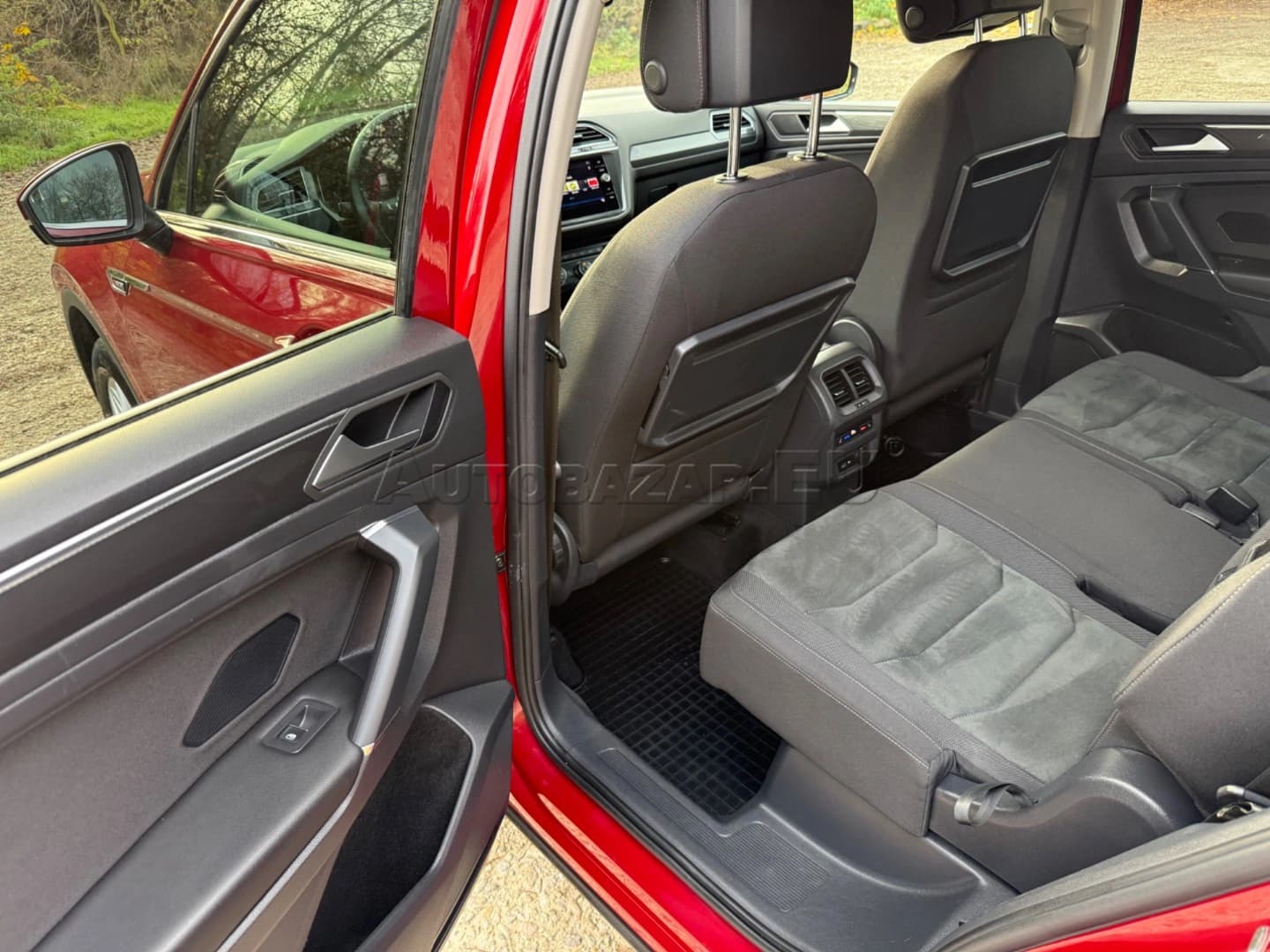 Volkswagen Tiguan Allspace 2.0 TSI 220k 4MOTION Edition Highline DSG - náhľad 11