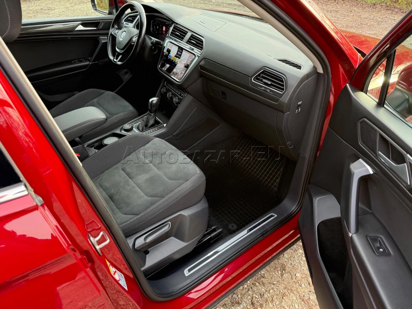 Volkswagen Tiguan Allspace 2.0 TSI 220k 4MOTION Edition Highline DSG - náhľad 13