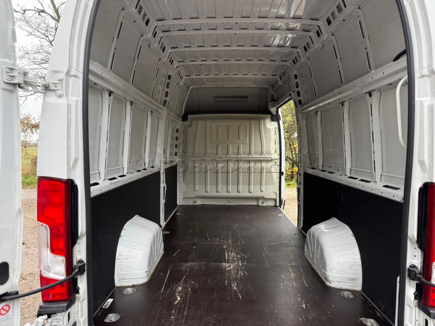 Peugeot Boxer 2.2 BlueHDi 165k 335 L4 - náhľad 8