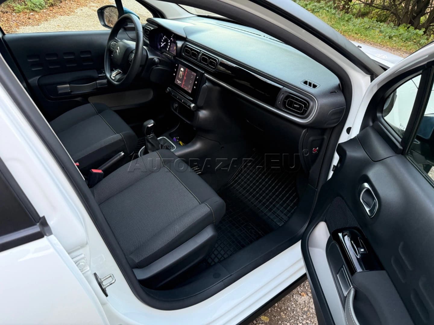 Citroen C3 PureTech 82 S&S Shine - náhľad 16