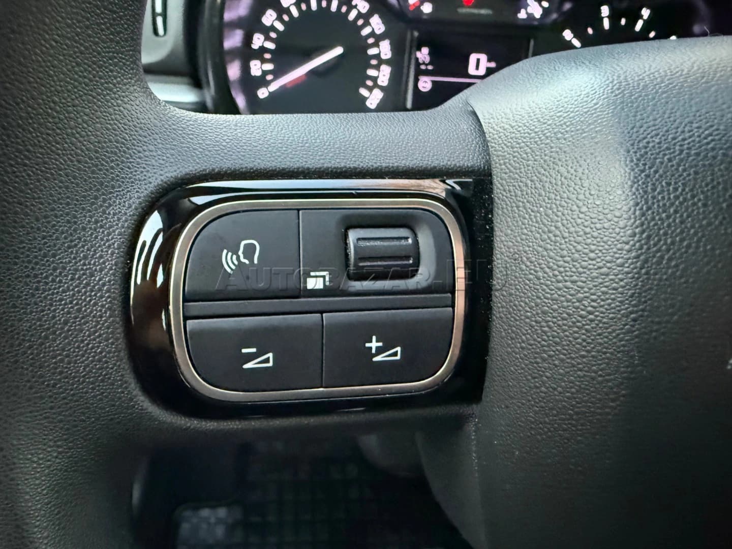 Citroen C3 PureTech 82 S&S Shine - náhľad 18