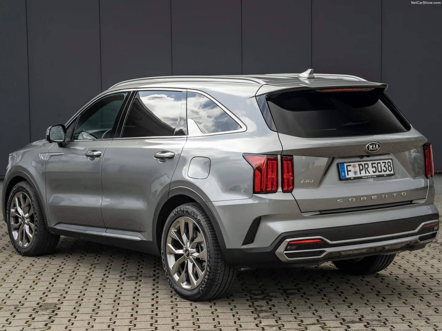 Kia Sorento 2.2 CRDi AWD 7-miestne - náhľad 3