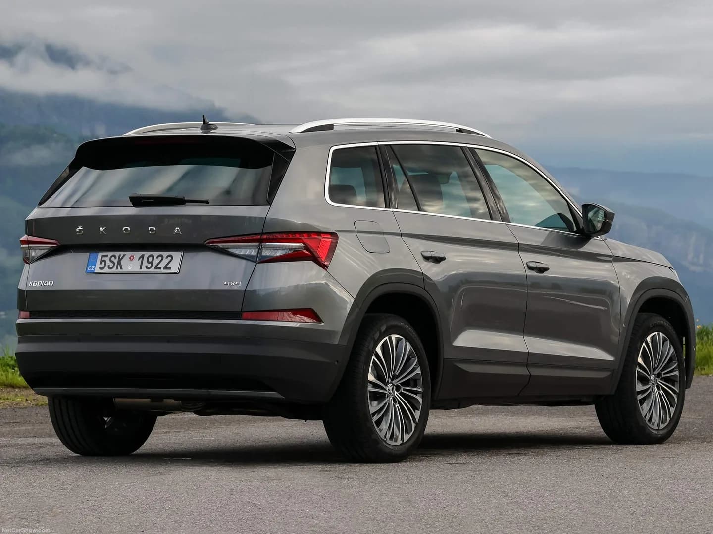 Škoda Kodiaq 2.0 TDI 4x4 Style 7-miestne - náhľad 3